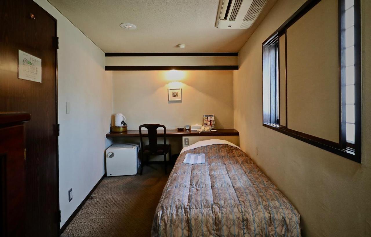 Hotel Yama Nagano Bagian luar foto